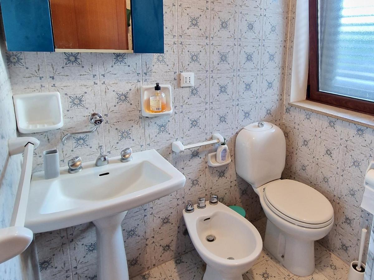 Casa Di Poseidone Villa บรูโกลี ภายนอก รูปภาพ