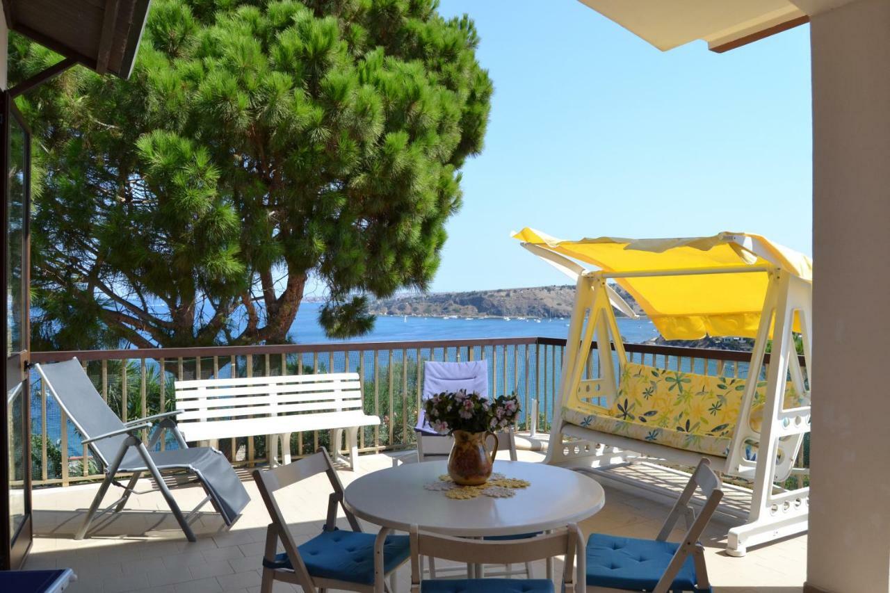 Casa Di Poseidone Villa บรูโกลี ภายนอก รูปภาพ
