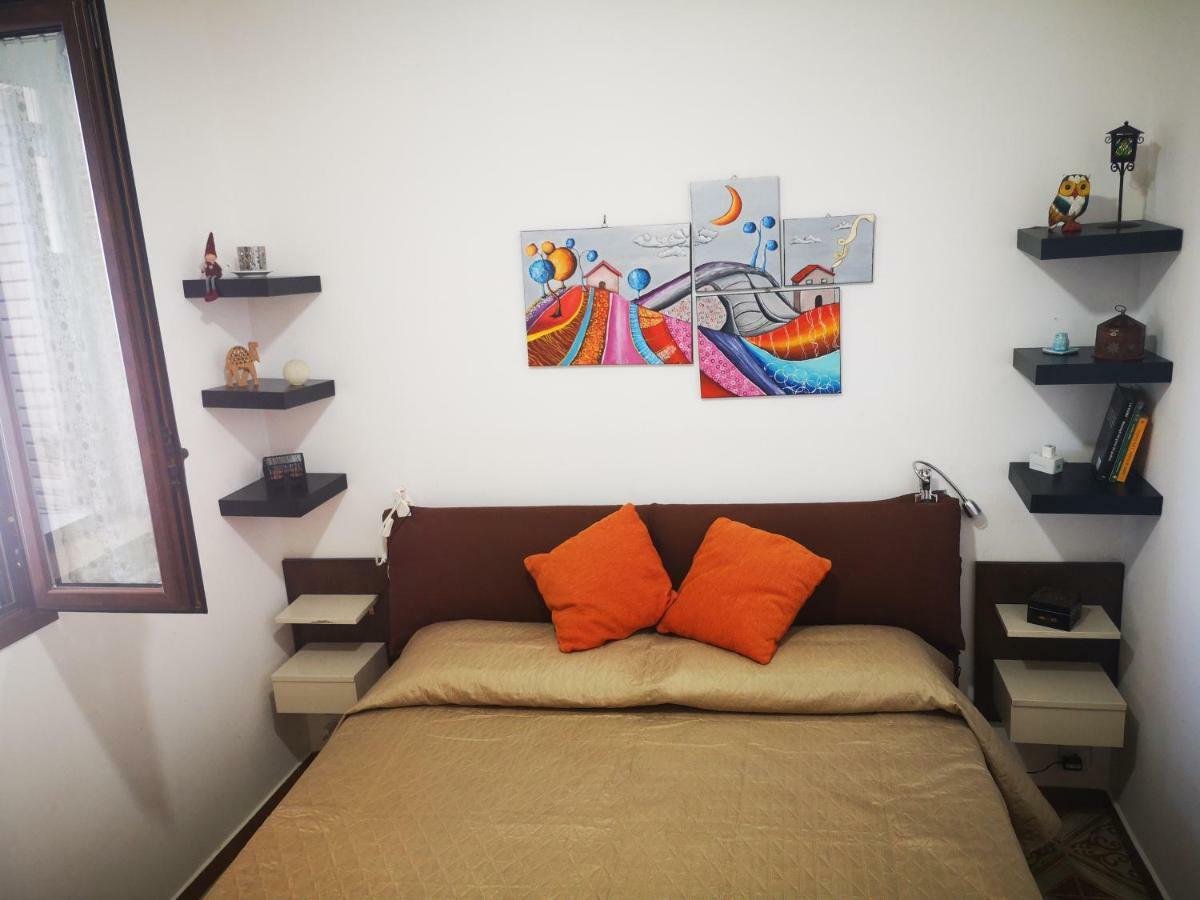 Casa Di Poseidone Villa บรูโกลี ภายนอก รูปภาพ